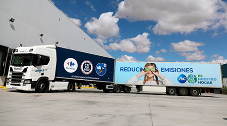 Carrefour y P&G reducirán en al menos un 16% las emisiones de CO2 de sus operaciones conjuntas con dos megacamiones